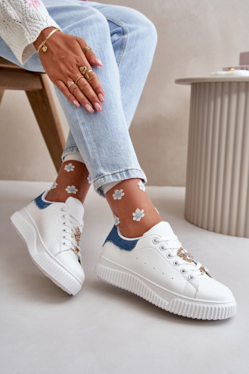 Sneakers mit flacher Sohle aus Öko-Leder Z Pryznakami Weiß-blaue Farbe Cillione