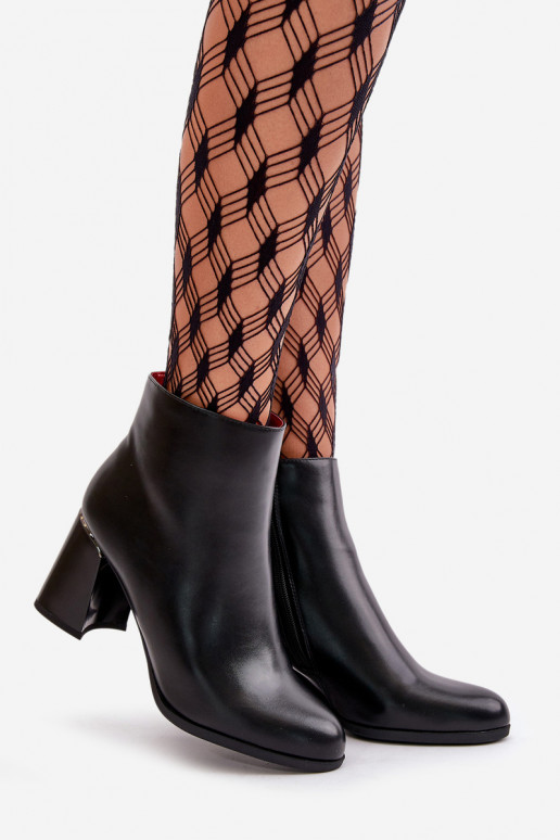 Glatte Damenstiefel Z aus warmem Öko-Wildleder in der schwarzen Farbe Milisea