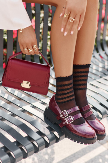 Schuhe Feminin mit Streifen mit Lackeffekt Burgund Terione 2