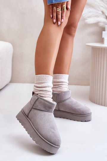 Schneestiefel Feminin mit einer Plattform sich Zuarm laufen mit Fell innen graue Farbe Xamella 2