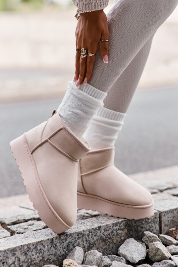 Schneestiefel Feminin mit einer Plattform sich Zuarm laufen mit Fell innen elfenbeinfarbe Xamella 2