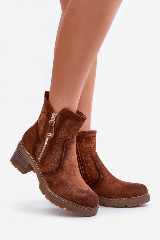 Damenstiefel mit durchbrochenen Elementen mit Absätzen braune Farbe Oviria Damenstiefel mit durchbrochenen Elementen mit Absätzen braune Farbe Oviria