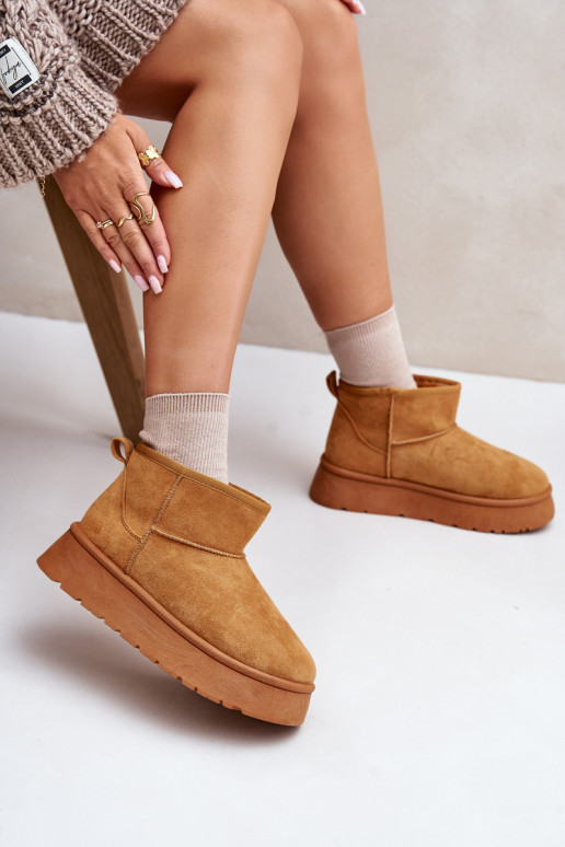 Niedrige Damen-Schneestiefel mit Plateausohle, innen mit Fell gefüttert, braune Farbe Saldren Niedrige Damen-Schneestiefel mit Plateausohle, innen mit Fell gefüttert, braune Farbe Saldren