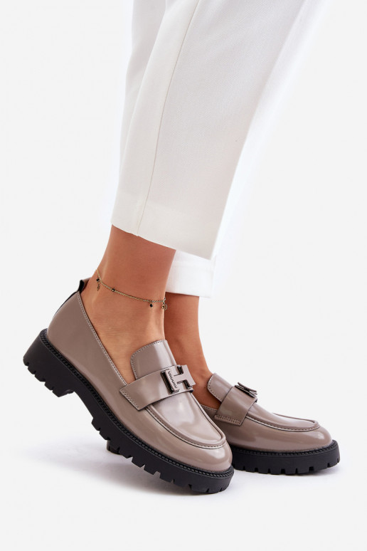 Damen Lack-Slipper Vinceza grau