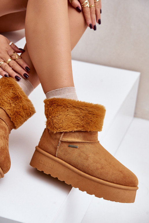 Schneestiefel mit einer Plattform mit Pelzmantel Big Star OO274A106 braune Farbe