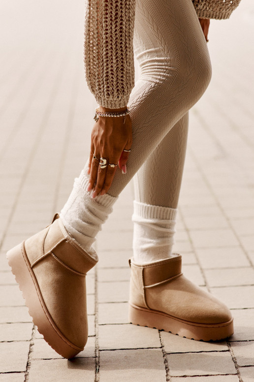 Schneestiefel für Damen mit Plateau zum Wärmen und Fell innen in der Farbe Beige von Xamella