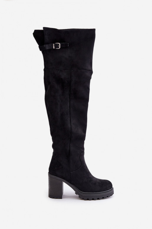 Stiefel mit Absätzen mit einem Stiefel oberhalb des Knies sich Zuarm laufen schZuarze Farbe Niaviera