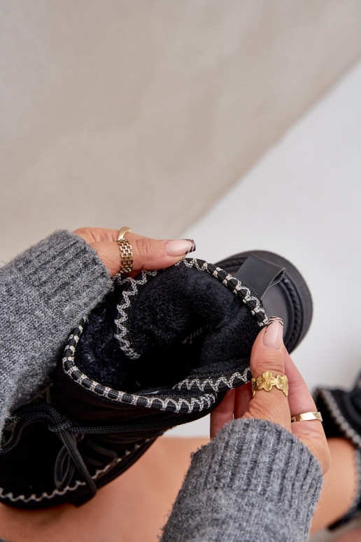 Schneestiefel mit Plattform in Schwarz