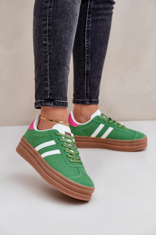 Sneakers Stilvollllschuhe Feminin mit einer Plattform grüne Farbe Egelia