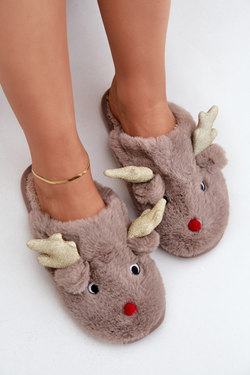 Weihnachtsschlappen mit Rentier-Motiv und Fellbesatz in sandfarbener Ausführung von Asielle