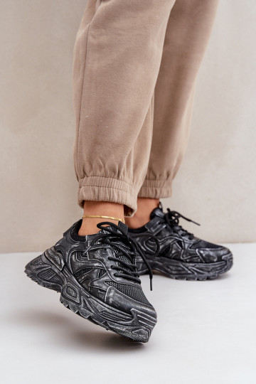 Sneaker-Stil Stiefel für Damen mit Used-Look und Plattform in schwarzer Ausführung von SeladĮen 2