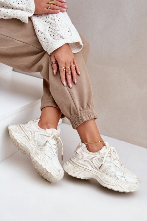 Sneaker-Stil Stiefel für Damen mit Used-Look und Plattform in sandfarbener Ausführung von SeladĮen