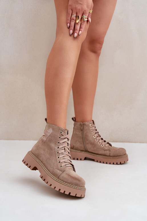 Damenstiefel Z mit Glitzer und Herzchen in sandfarbener Ausführung von Įjungtariri