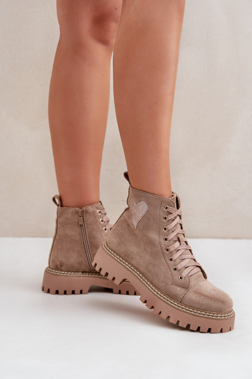 Damenstiefel Z mit Glitzer und Herzchen in sandfarbener Ausführung von Įjungtariri