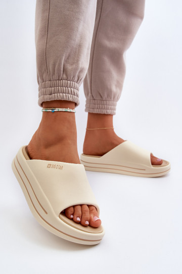 Damen Pantoletten mit Plateau Big Star NN274A034 in Sandfarbe
