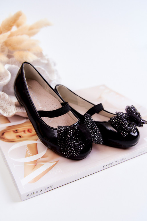 Schuhe mit Schleifen in Schwarz Zolly