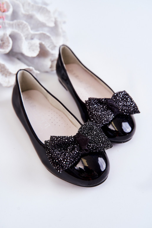 Schuhe mit Schleifen in Schwarz Zolly