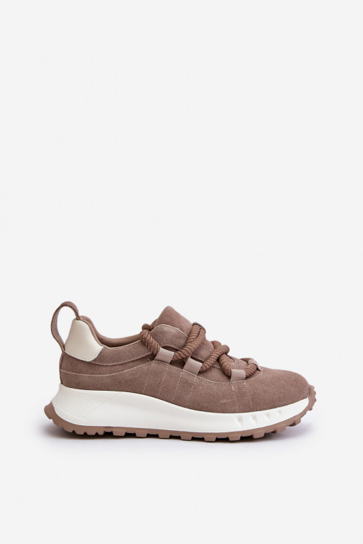 Wildleder Sneakers in Sandfarbe Wildleder Sneakers in Sandfarbe