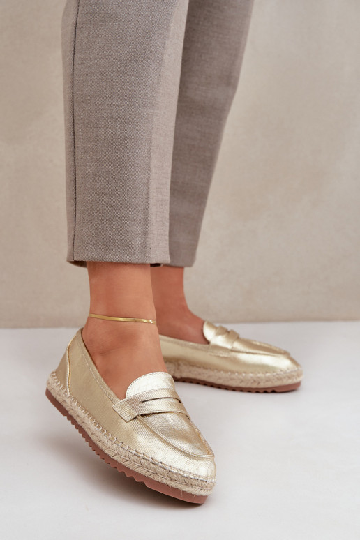 Espadrilles Mit JutoZua Plecionką Auf flacher Sohle goldene Farbe Shilova