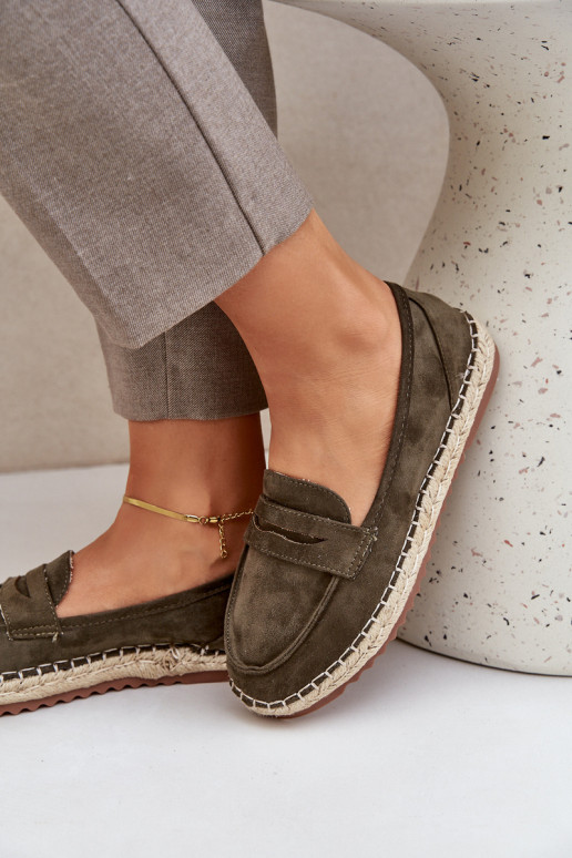 Espadrilles Mit JutoZua Plecionką Auf flacher Sohle Khaki-Farbe-Farbe Shilova Espadrilles Mit JutoZua Plecionką Auf flacher Sohle Khaki-Farbe-Farbe Shilova