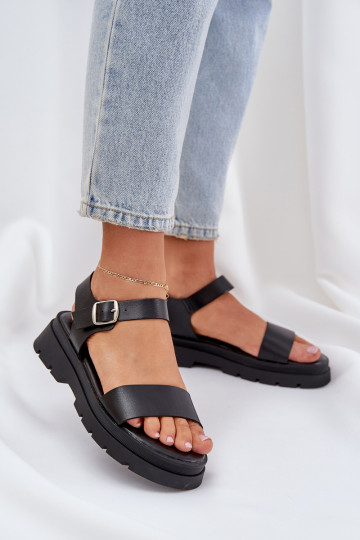 Damensandalen mit einer Plattform schZuarze Farbe Evaretha 2