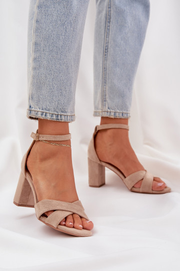 Sandalen Ermöglicht SłupkoZuym Obcasie Z aus Öko-INildlederu Beige Saniffia