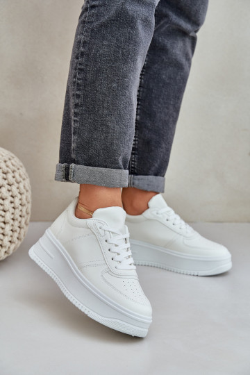 Klassische Sneaker aus Öko-Leder mit einer Plattform Zueiße Farbe Dorreia 2