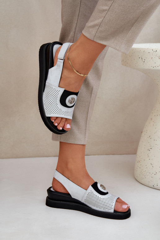 Damensandalen mit einer Plattform Silberfarbe Isnnoria Damensandalen mit einer Plattform Silberfarbe Isnnoria