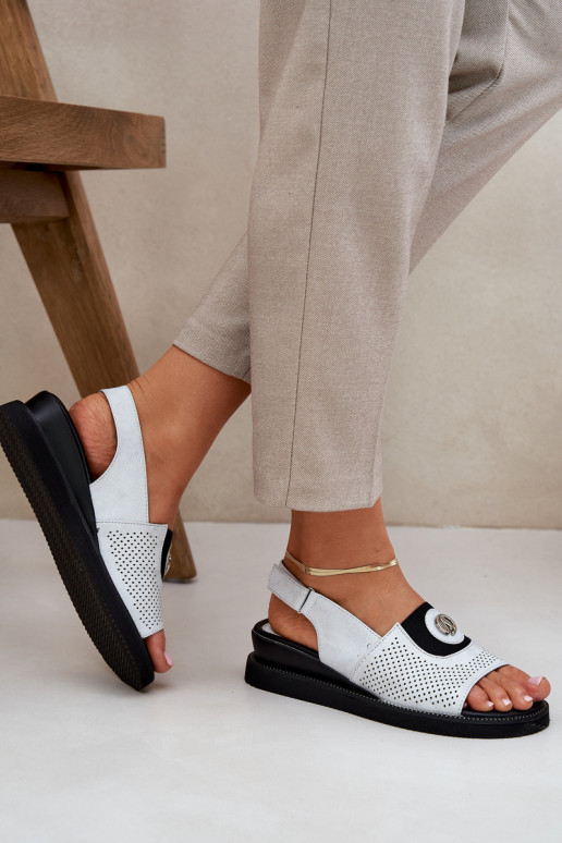 Damensandalen mit einer Plattform Silberfarbe Isnnoria Damensandalen mit einer Plattform Silberfarbe Isnnoria