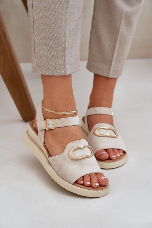 Damensandalen mit einer Plattform mit Ornamenten Beige Salianes Damensandalen mit einer Plattform mit Ornamenten Beige Salianes