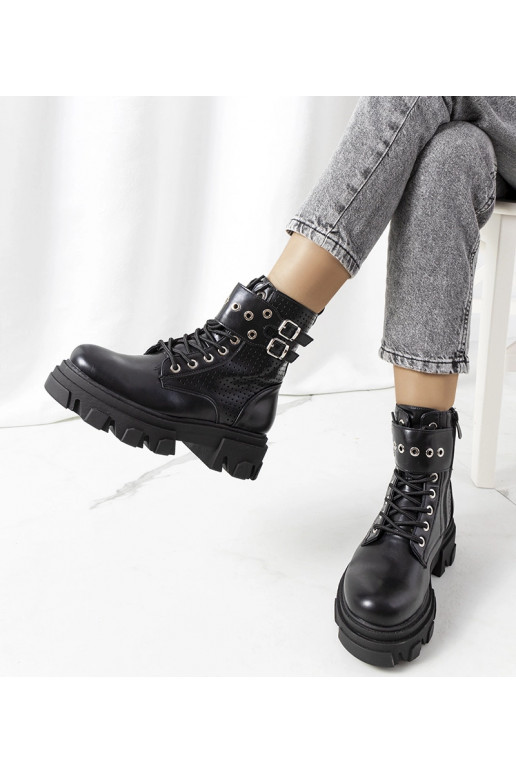 Schwarze Stiefeletten mit...