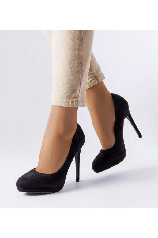 Bazinet Pumps aus schwarzem...