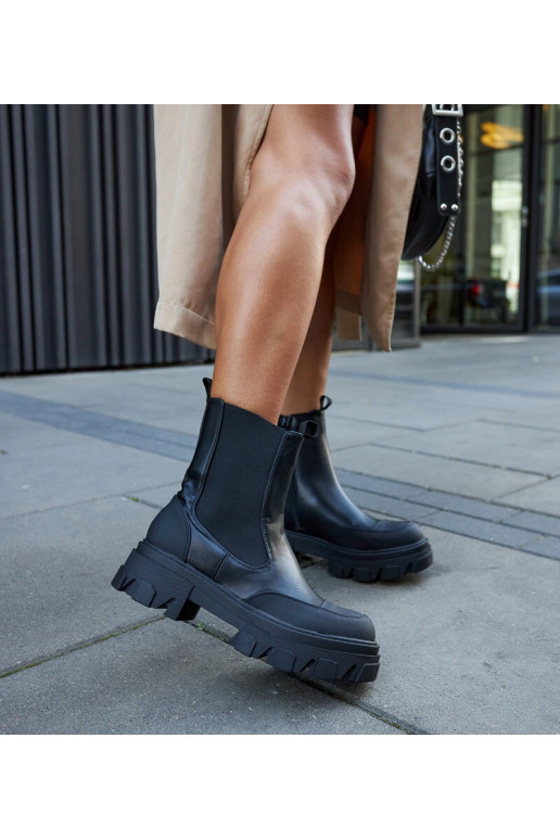 Schwarze Stiefeletten mit sichtbarem...