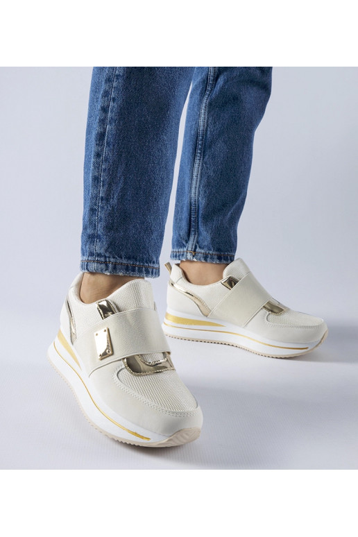 Beigefarbene Slip-On-Plateau-Sneakers...