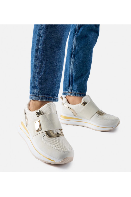 Beigefarbene Slip-On-Plateau-Sneakers...