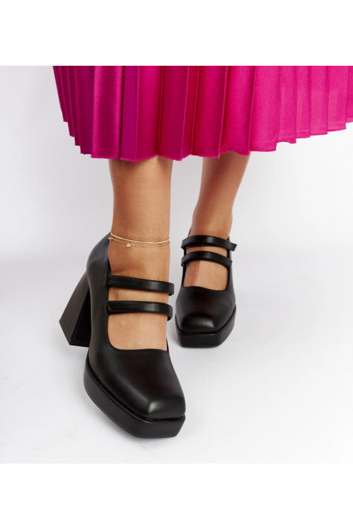 Chers schwarze Pumps mit klobigem...