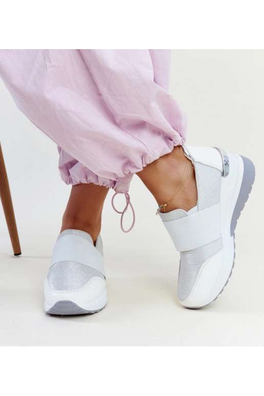 Weiße Kallay-Keilsneaker