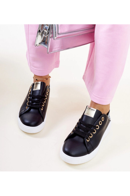 Schwarze Sneakers mit Zirkonen...