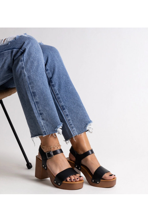 Schwarze Adilar-Sandalen mit klobigem...