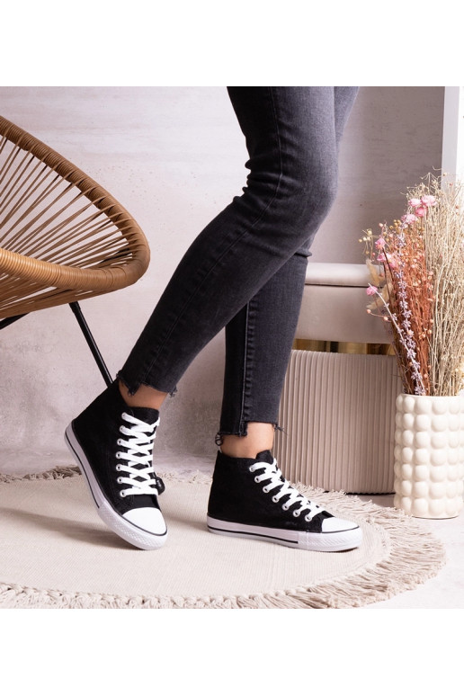 Schwarze High-Top-Sneakers mit Spitze...