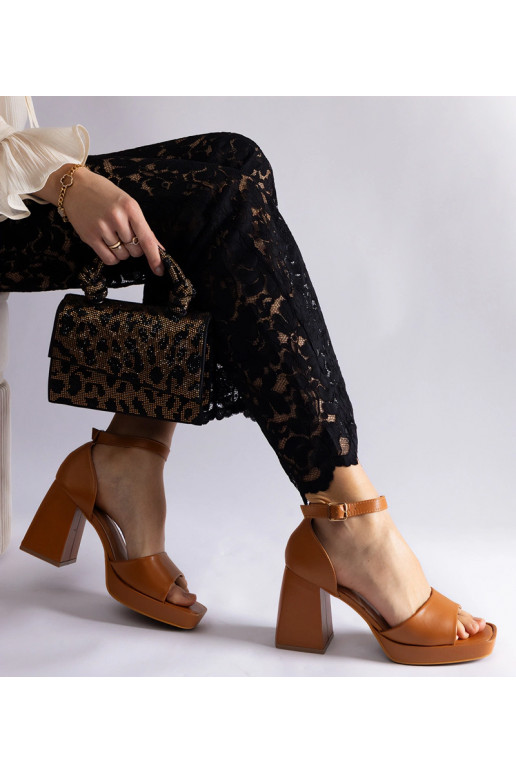 Braune Isolina Sandalen mit klobigem...