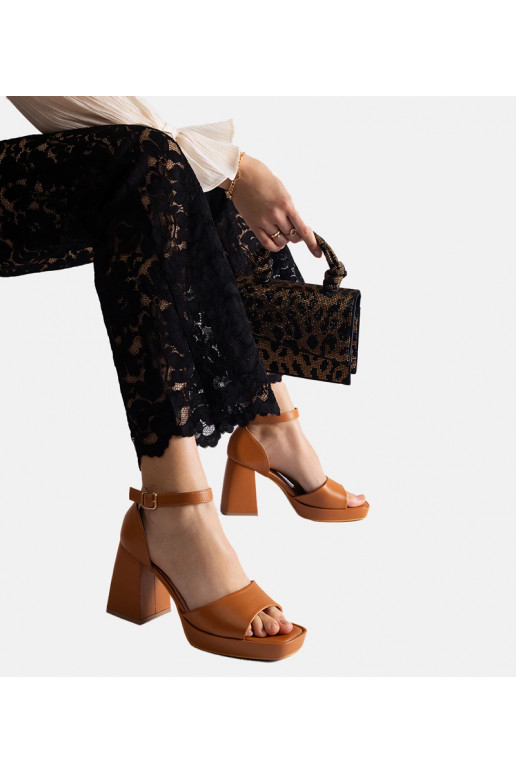 Braune Isolina Sandalen mit klobigem...