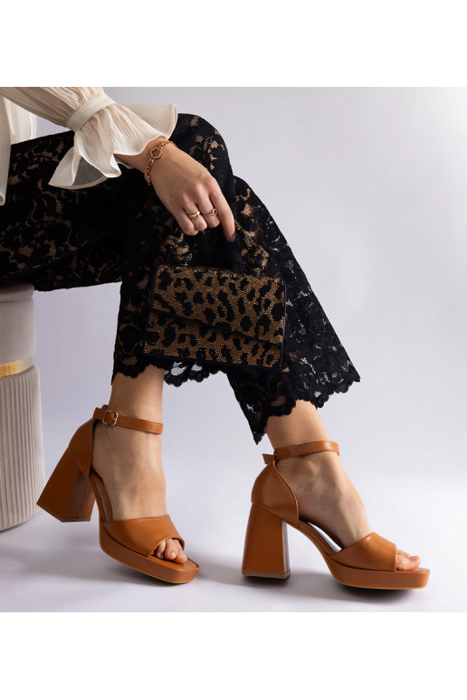 Braune Isolina Sandalen mit klobigem...