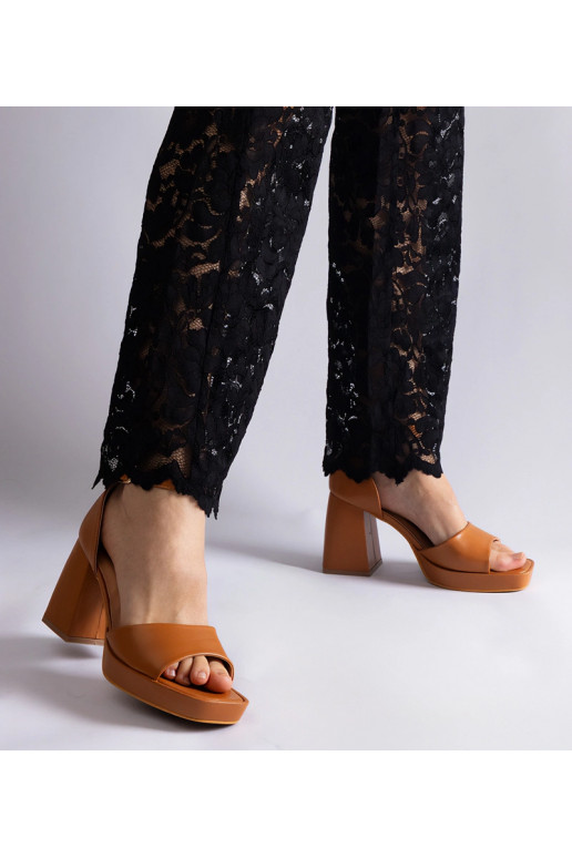 Braune Isolina Sandalen mit klobigem...