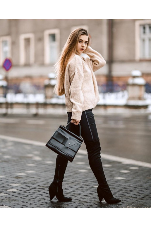 Moteriški Stiefel mit Absatz aus... Moteriški Stiefel mit Absatz aus...