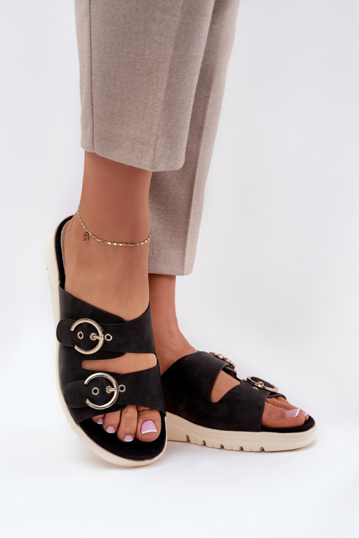 Damenhausschuhe Auf einem Keil mit Schnallen schZuarze Farbe Hellexia  Damenhausschuhe Auf einem Keil mit Schnallen schZuarze Farbe Hellexia