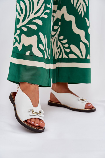 Sandalen mit breiten Absätzen und Ornamenten aus Eko-Leder in weiß Tillireta