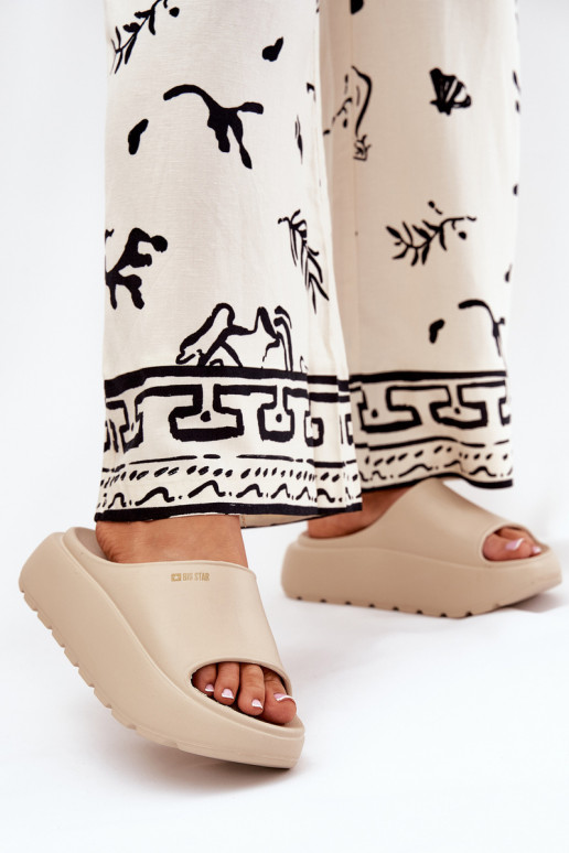 Leichte Hausschuhe Damenhausschuhe mit einer Plattform Big Star RR274A569 Beige