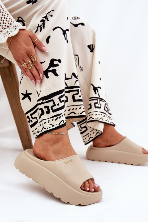 Leichte Hausschuhe Damenhausschuhe mit einer Plattform Big Star RR274A569 Beige