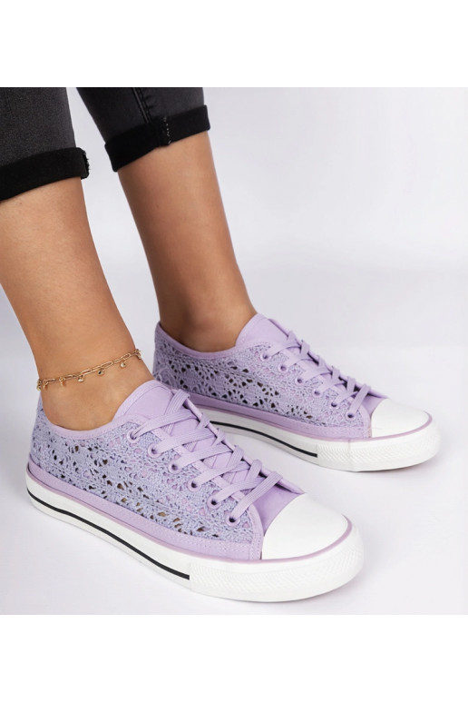 Violette durchbrochene...